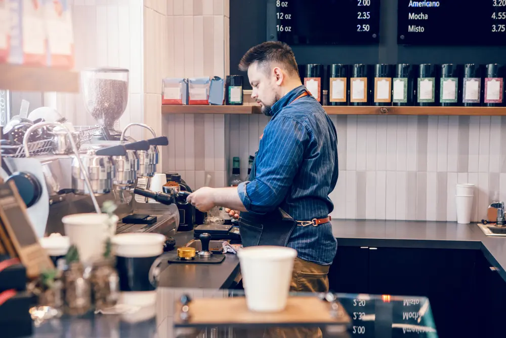 Qué revisar antes de comprar una franquicia de café